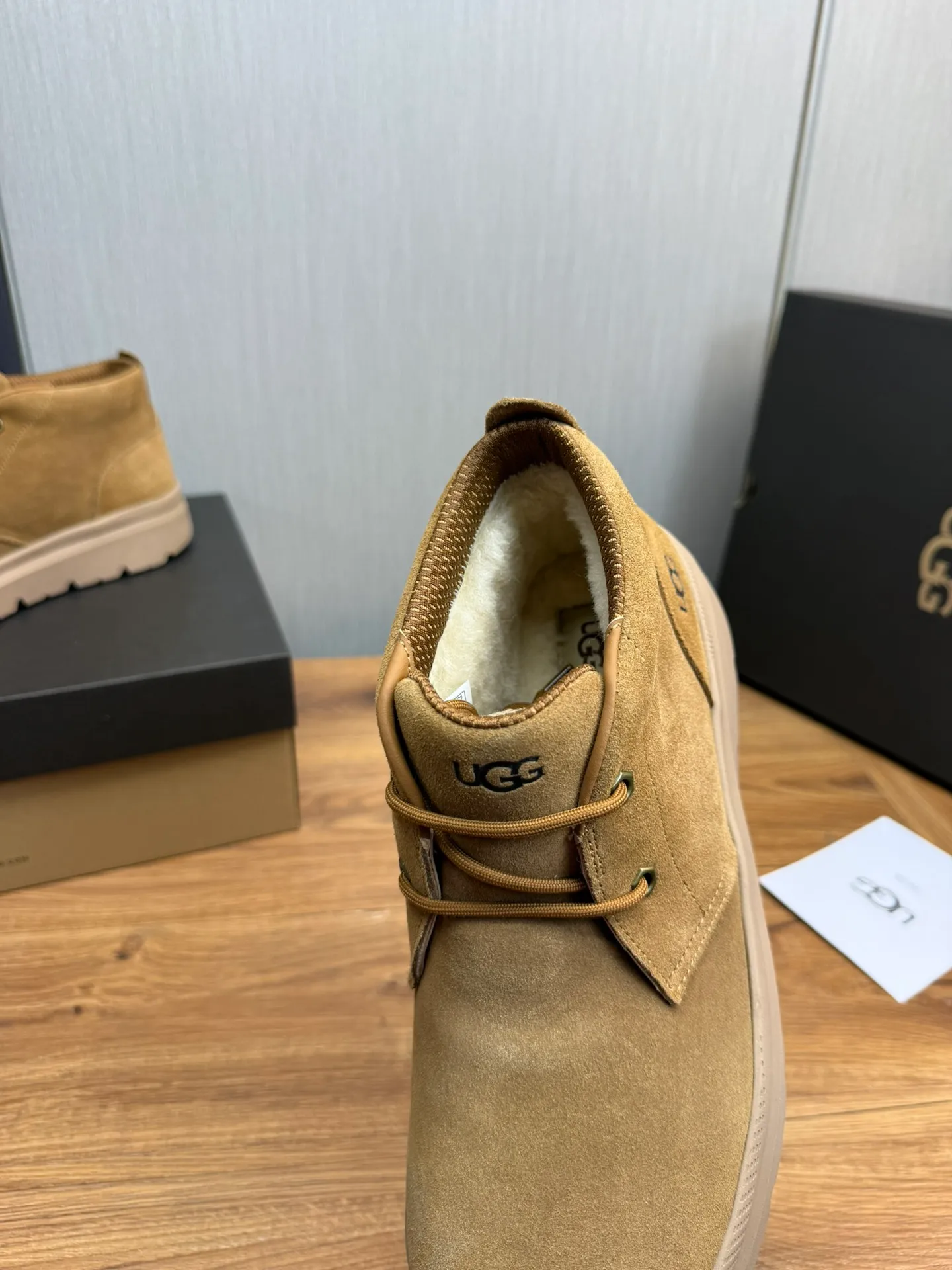 Men's shoes 💰480💰 [UGG] Hot winter warm boots 🐑Purely hand-stitched! Simple and stylish design, frosted cowhide➕Comfortable and warm wool➕UGG original outsole‼ ️Soft and comfortable to wear, good warmth retention, and excellent foot feel. Regular size 41-47